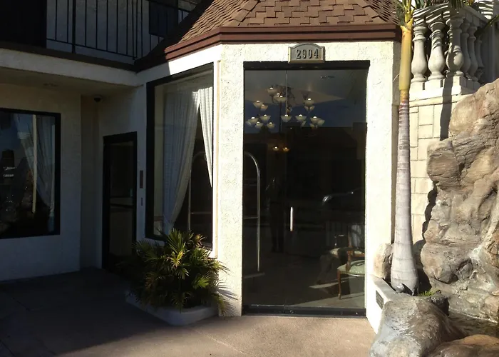 Jolly Roger Hotel